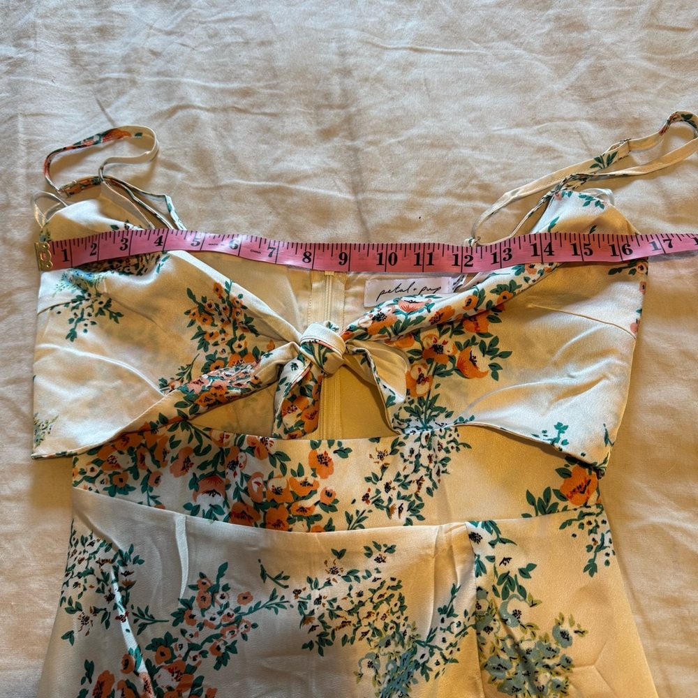 Petal & Pup Satin Floral Tie-Front Midi Dress With Leg Slit Size 4 Lightweight - Picture 10 of 15